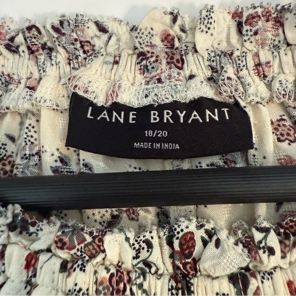 Lane Bryant Puff-Sleeve Crew Neck Pintuck Blouse Top White Floral Stretch 18/20 - Picture 5 of 12